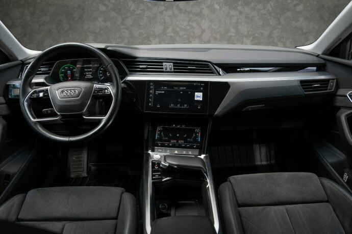 audi-e-tron-sportback-elektrisitet-2020-big-31