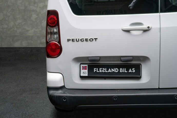 peugeot-partner-diesel-2016-big-8