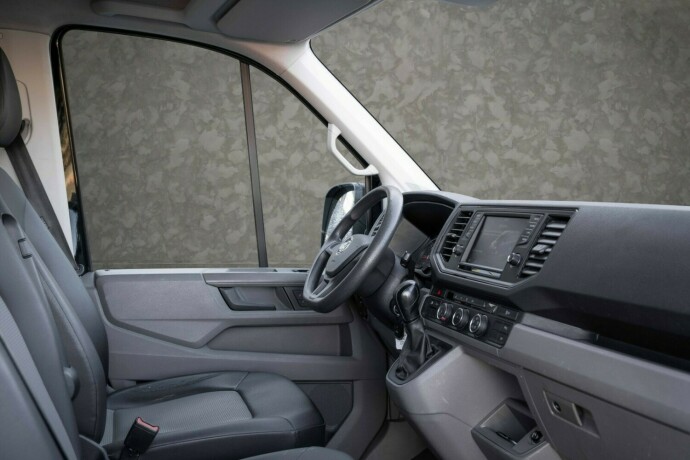 volkswagen-crafter-diesel-2019-big-24