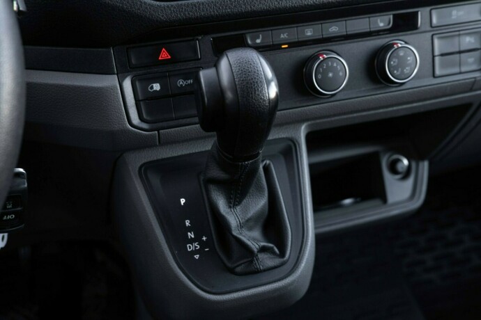 volkswagen-crafter-diesel-2019-big-11