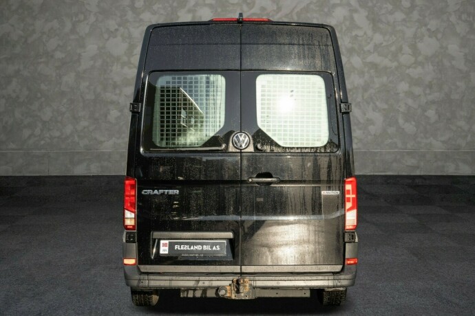 volkswagen-crafter-diesel-2019-big-5