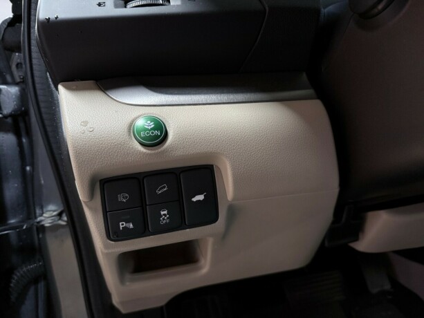 honda-cr-v-bensin-2013-big-17