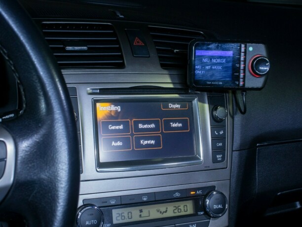 toyota-avensis-bensin-2012-big-36