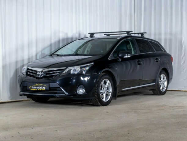 toyota-avensis-bensin-2012-big-0