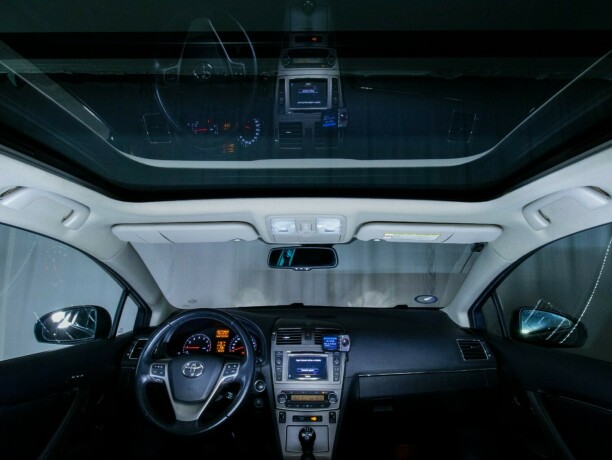 toyota-avensis-bensin-2012-big-48