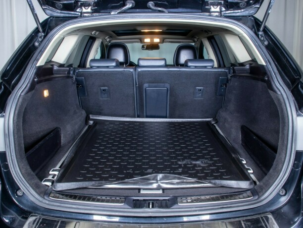 toyota-avensis-bensin-2012-big-13