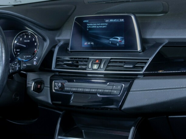 bmw-2-serie-elektrisitetbensin-2018-big-18