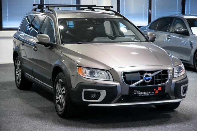 volvo-xc-70-diesel-2012-big-3