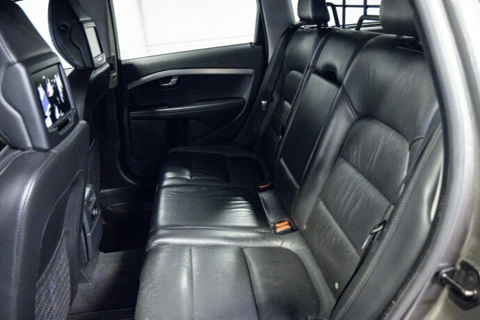 volvo-xc-70-diesel-2012-big-6