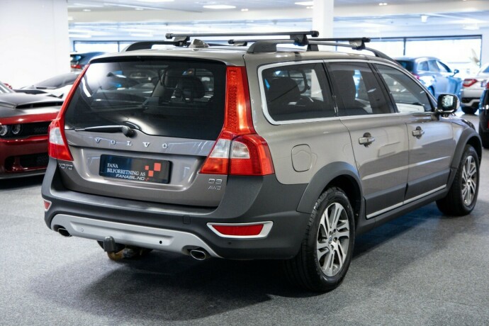 volvo-xc-70-diesel-2012-big-2