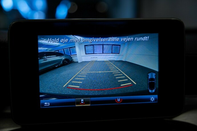 mercedes-benz-c-klasse-bensin-2016-big-13