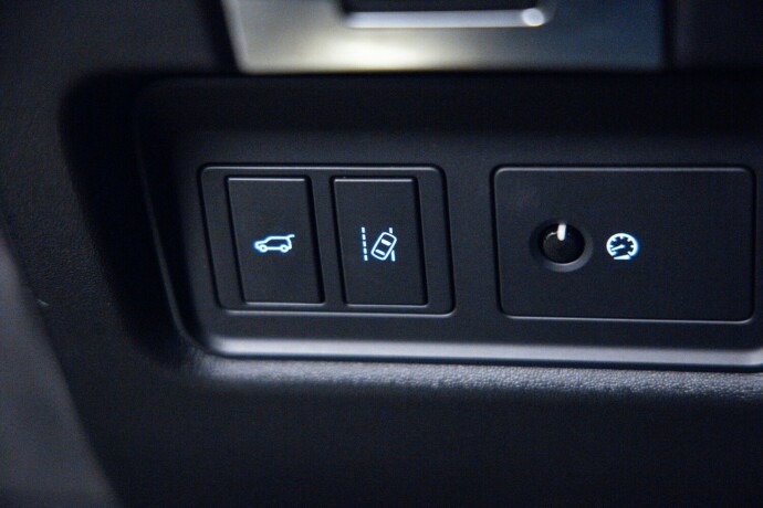 jaguar-e-pace-diesel-2018-big-16