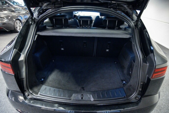 jaguar-e-pace-diesel-2018-big-7