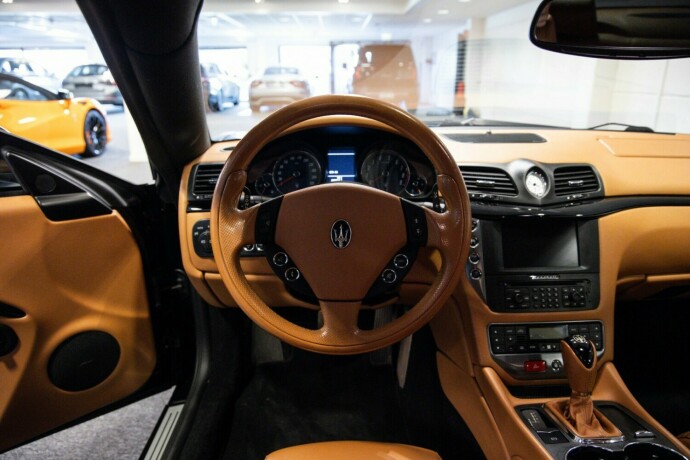 maserati-granturismo-bensin-2008-big-10