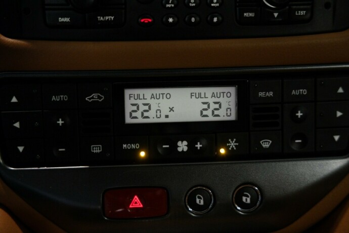 maserati-granturismo-bensin-2008-big-14