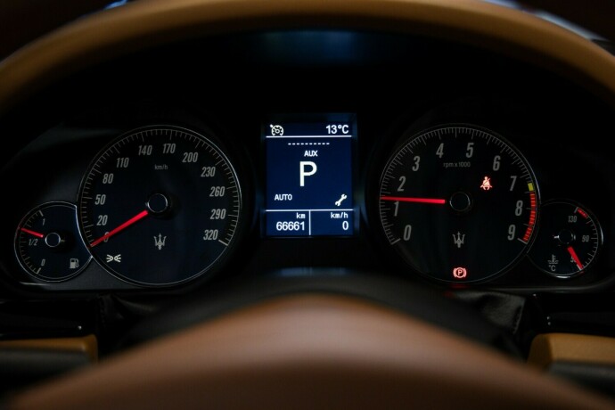 maserati-granturismo-bensin-2008-big-11