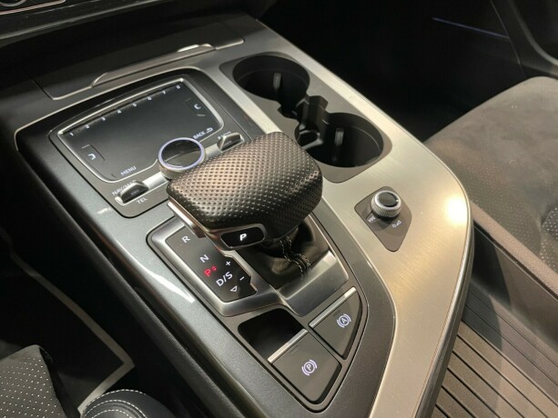 audi-q7-elektrisitetdiesel-2018-big-36