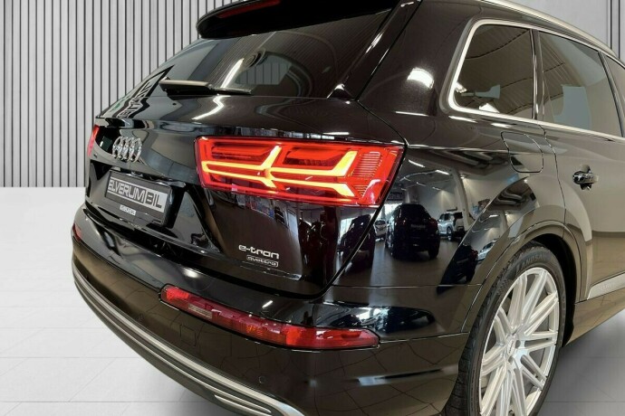 audi-q7-elektrisitetdiesel-2018-big-5