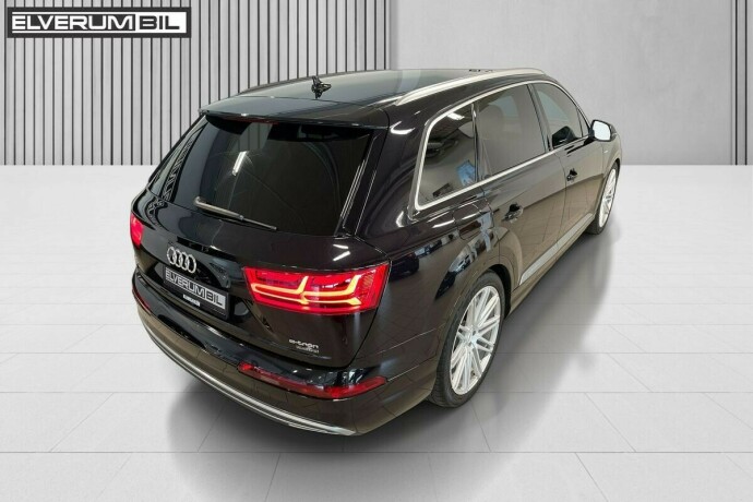 audi-q7-elektrisitetdiesel-2018-big-3