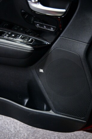 kia-e-niro-elektrisitet-2020-big-18