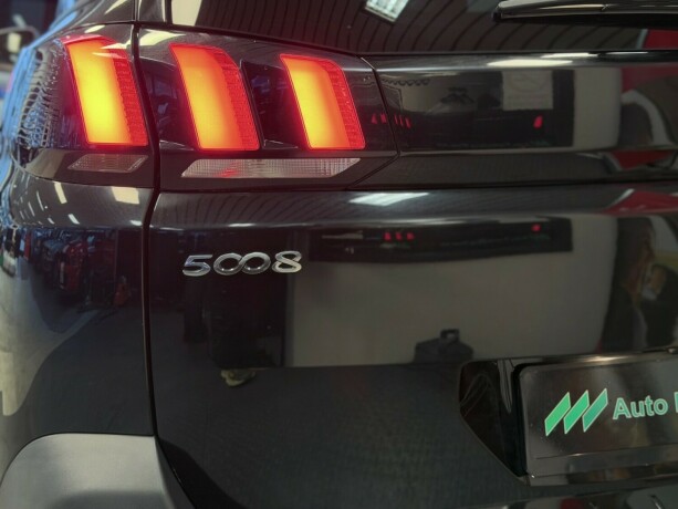 peugeot-5008-diesel-2020-big-31