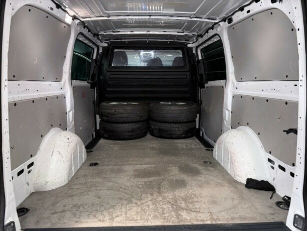 mercedes-benz-vito-diesel-2020-big-21