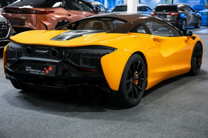 mclaren-artura-elektrisitetbensin-2023-big-2