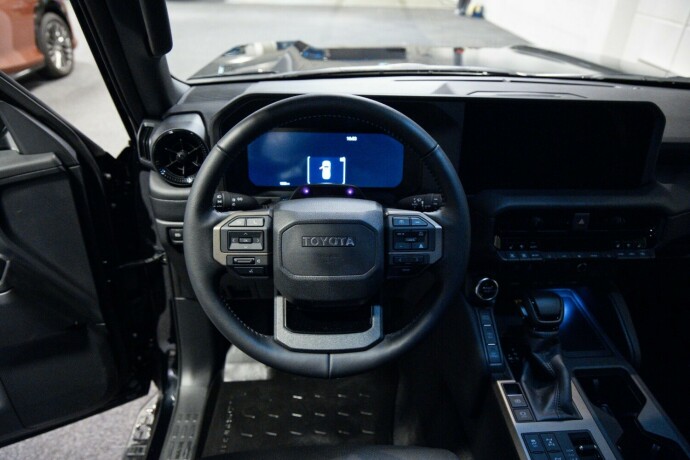 toyota-land-cruiser-2025-big-10