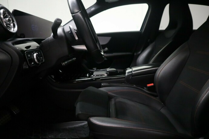 mercedes-benz-a-klasse-elektrisitetbensin-2021-big-15