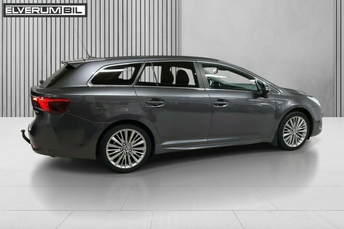 toyota-avensis-bensin-2015-big-15