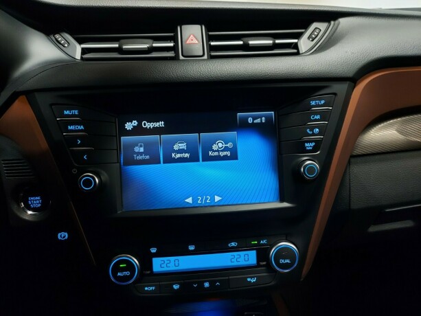 toyota-avensis-bensin-2015-big-43