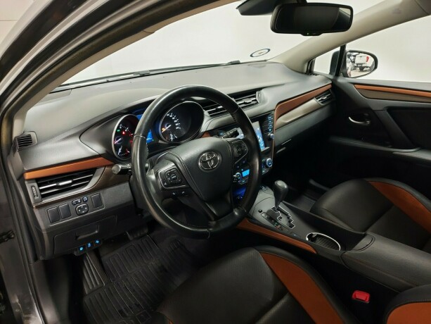 toyota-avensis-bensin-2015-big-24