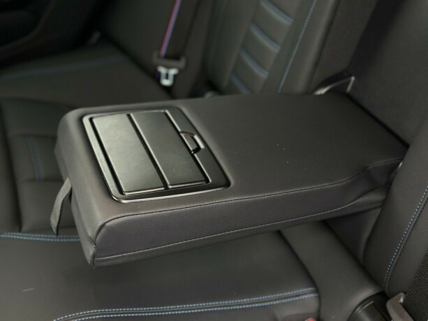 bmw-i4-m50-elektrisitet-2024-big-15