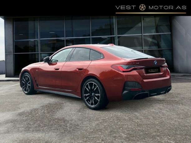 bmw-i4-m50-elektrisitet-2024-big-4