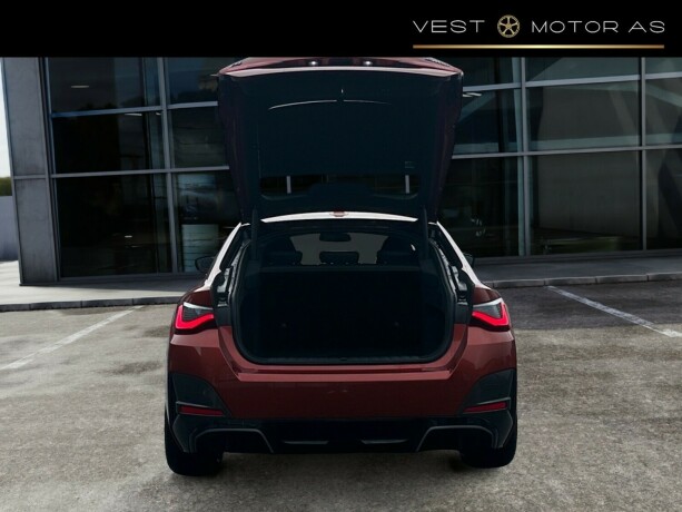 bmw-i4-m50-elektrisitet-2024-big-6