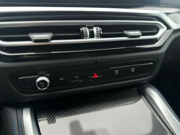 bmw-i4-m50-elektrisitet-2024-big-24