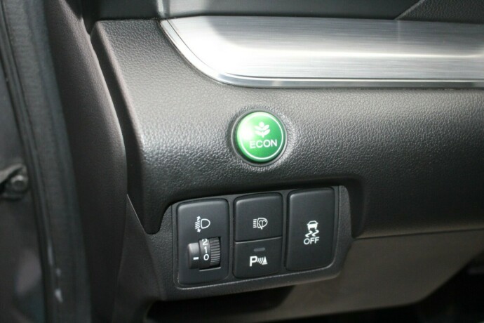 honda-cr-v-diesel-2016-big-8