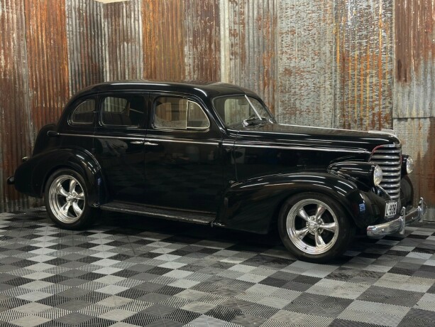 oldsmobile-andre-bensin-1938-big-2