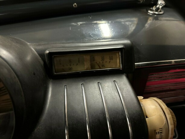 oldsmobile-andre-bensin-1938-big-28