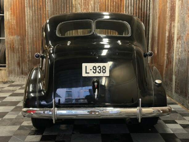 oldsmobile-andre-bensin-1938-big-15