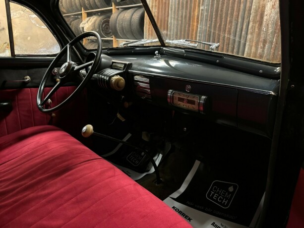 oldsmobile-andre-bensin-1938-big-34