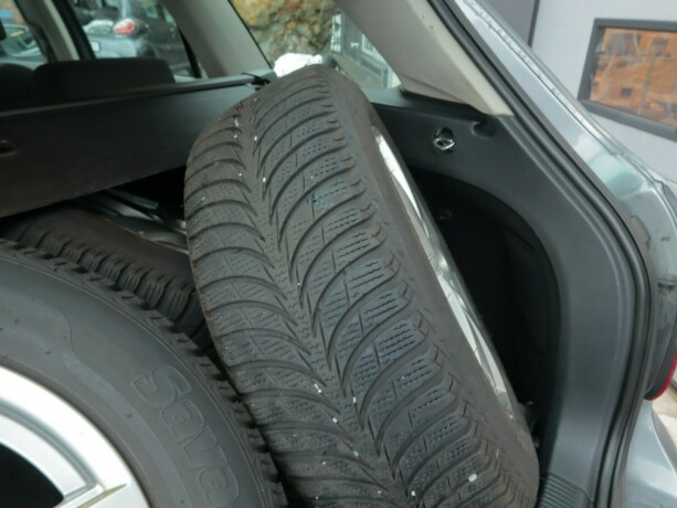 volkswagen-golf-bensin-2010-big-13