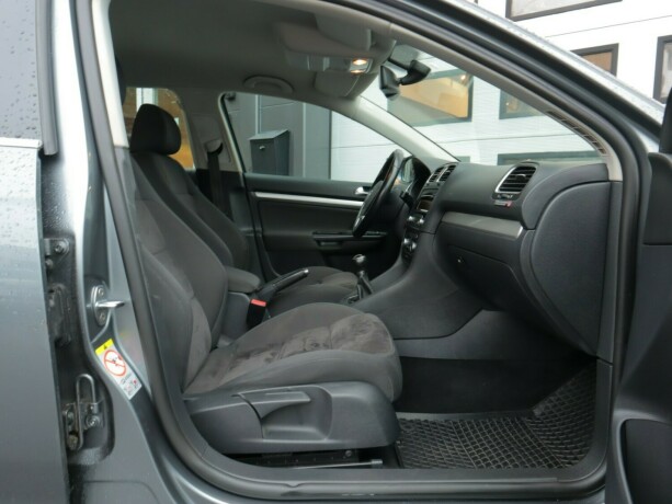 volkswagen-golf-bensin-2010-big-7