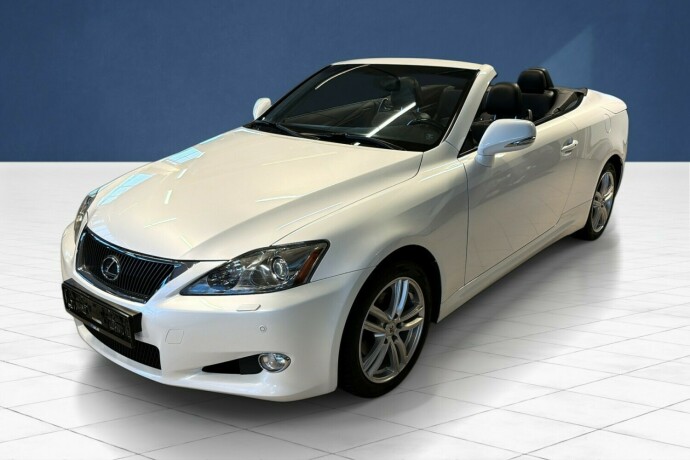 lexus-is-bensin-2010-big-8