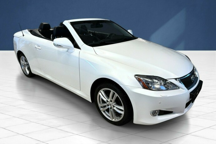 lexus-is-bensin-2010-big-7