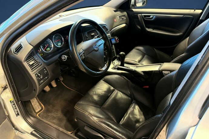 volvo-s60-diesel-2009-big-9