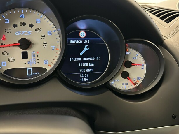 porsche-cayenne-bensin-2016-big-20