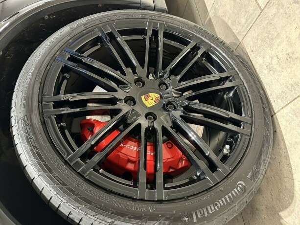 porsche-cayenne-bensin-2016-big-2