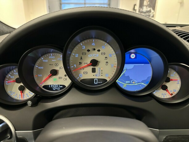 porsche-cayenne-bensin-2016-big-14