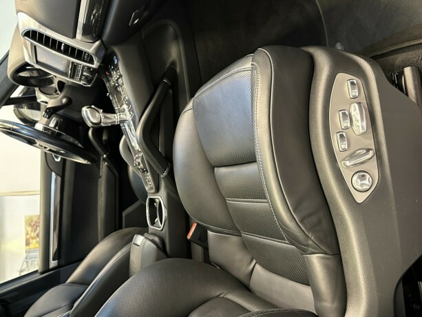 porsche-cayenne-bensin-2016-big-30